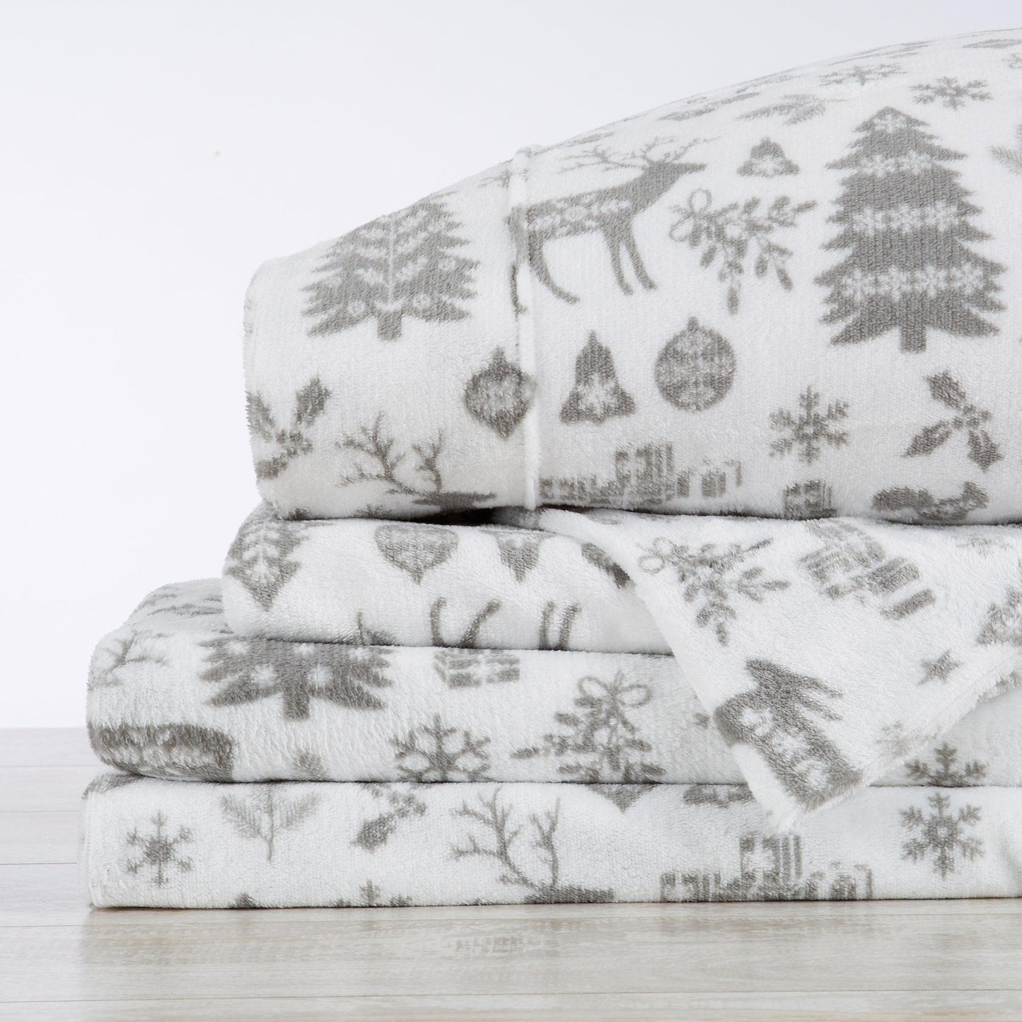 Velvet Luxe Printed Plush Sheet - Winter & Christmas Themed Bedding
