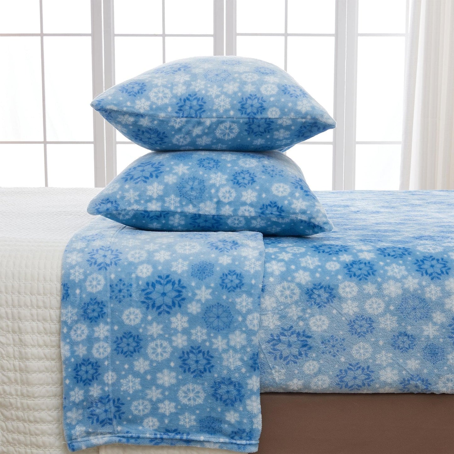 Velvet Luxe Printed Plush Sheet - Winter & Christmas Themed Bedding