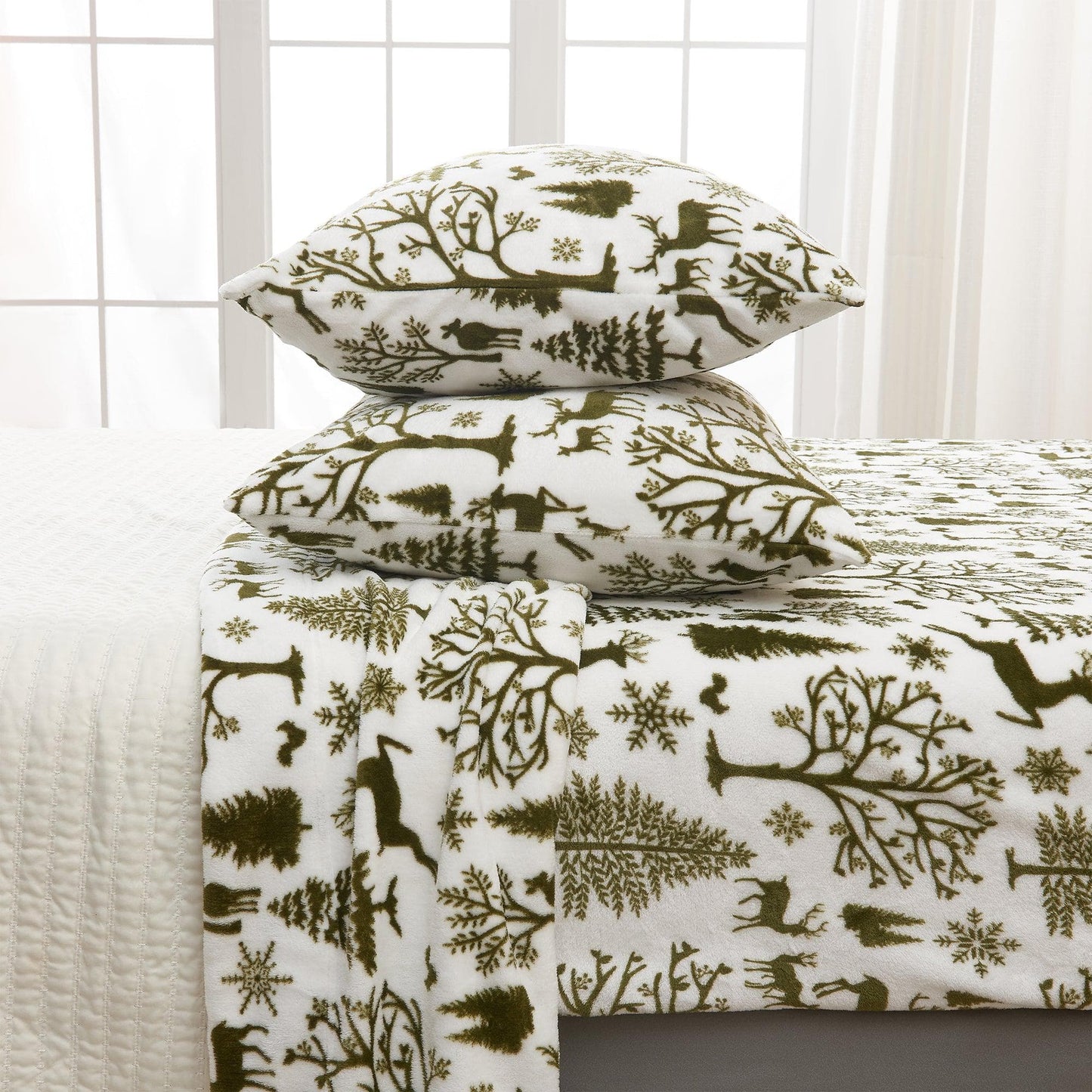 Velvet Luxe Printed Plush Sheet - Winter & Christmas Themed Bedding
