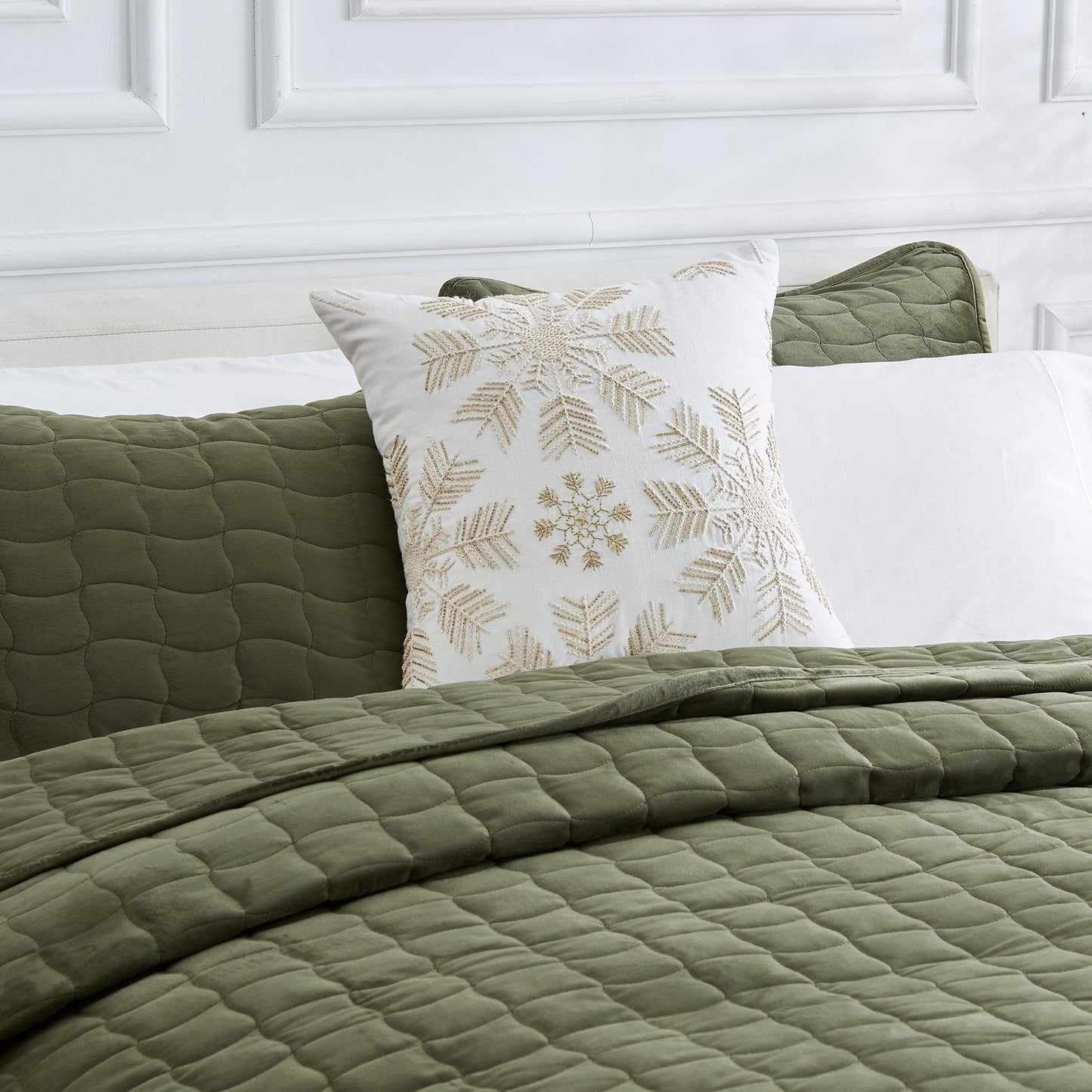 Christmas Throw Pillow - Jubilee Collection