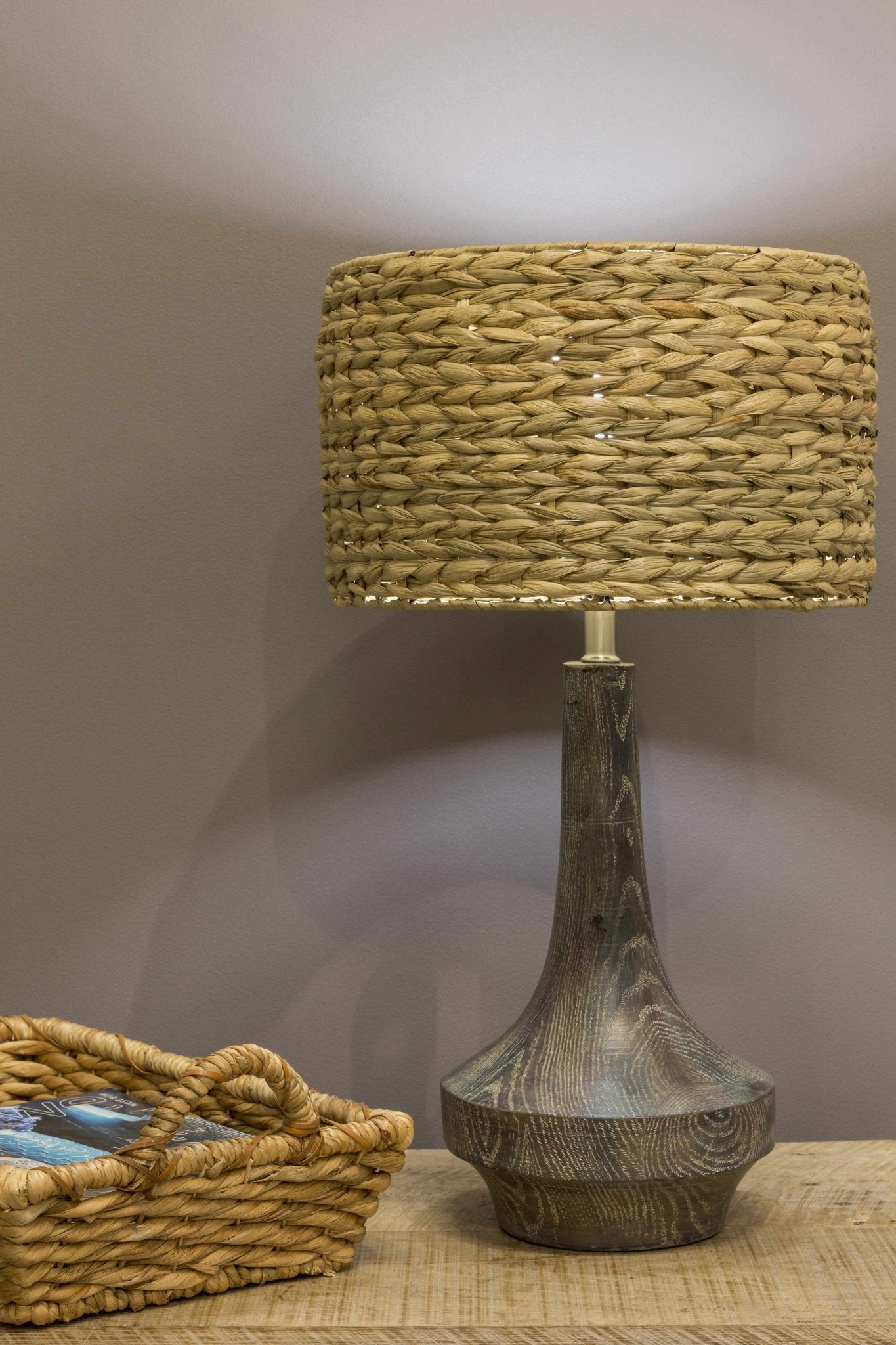 Kabankalan Seagrass Resin Table Lamp - Quahog Bay Bedding