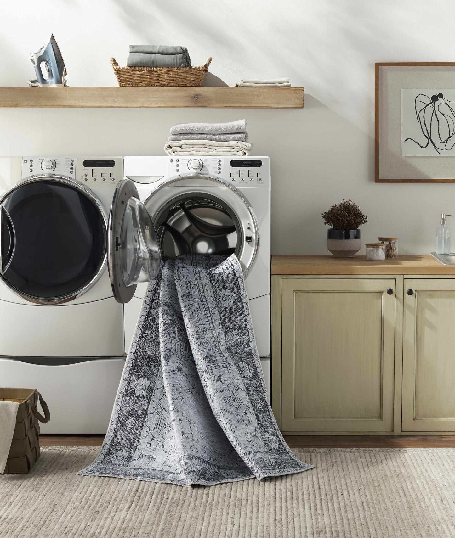 Rosman Black Washable Rug - Limited Edition