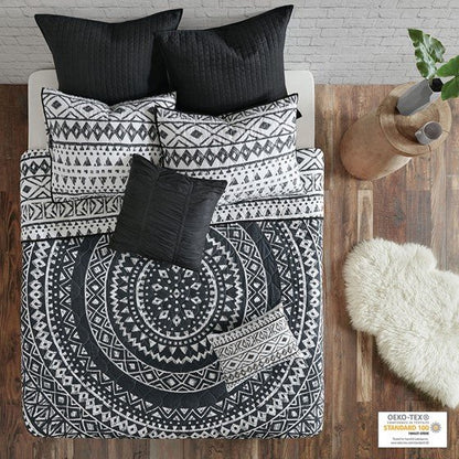 Urban Habitat Oversized Medallion Cotton Comforter Set - Black and White Comforter Set - Quahog Bay Bedding