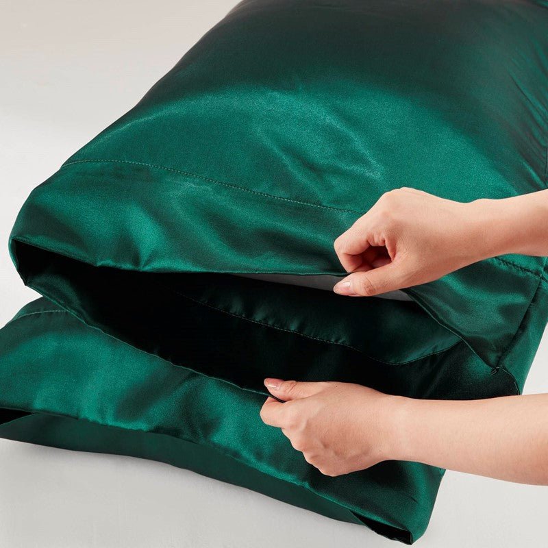 Luxurious And Elegant Satin Pillowcases - Emerald - 2PC - Quahog Bay Bedding