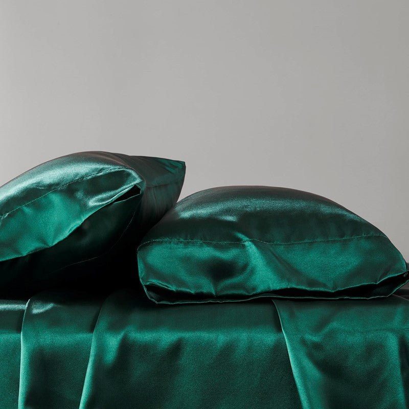 Luxurious And Elegant Satin Pillowcases - Emerald - 2PC - Quahog Bay Bedding