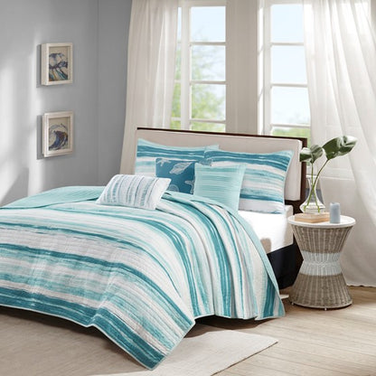 Coastal Marina 6 Piece Quilt Set with Throw Pillows - Aqua, Teal and Pastel Blue Hues