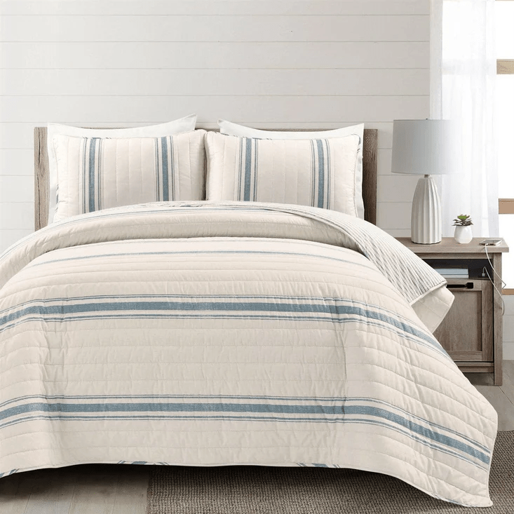 Nantucket Coastal Bedding Set - 5PC Coastal Quilt Set - Quahog Bay Bedding