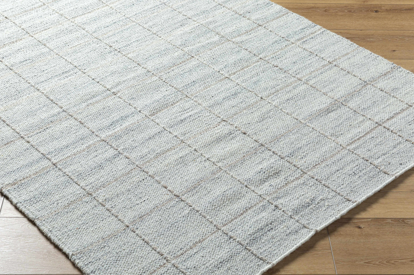 Nissa Light Gray Checkered Wool Rug