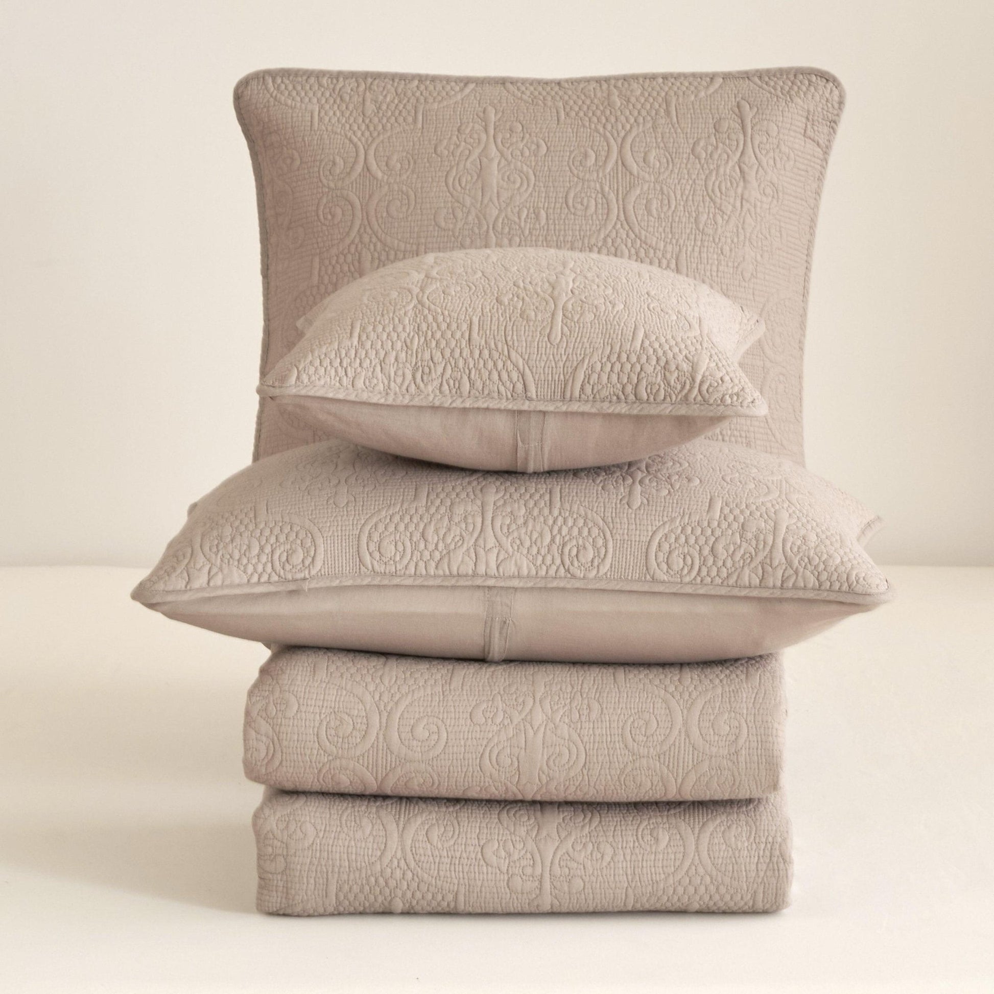 Sandy Elegant Matelasse Cotton Quilted Bedspread Set - Quahog Bay Bedding