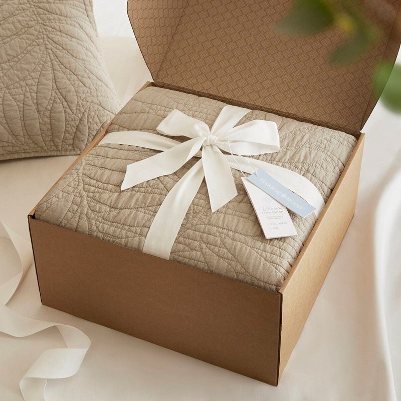 New! Botanical Leaves 3 Piece Cotton Quilt Set - Floral Quilt Sets - Linen - Quahog Bay Bedding