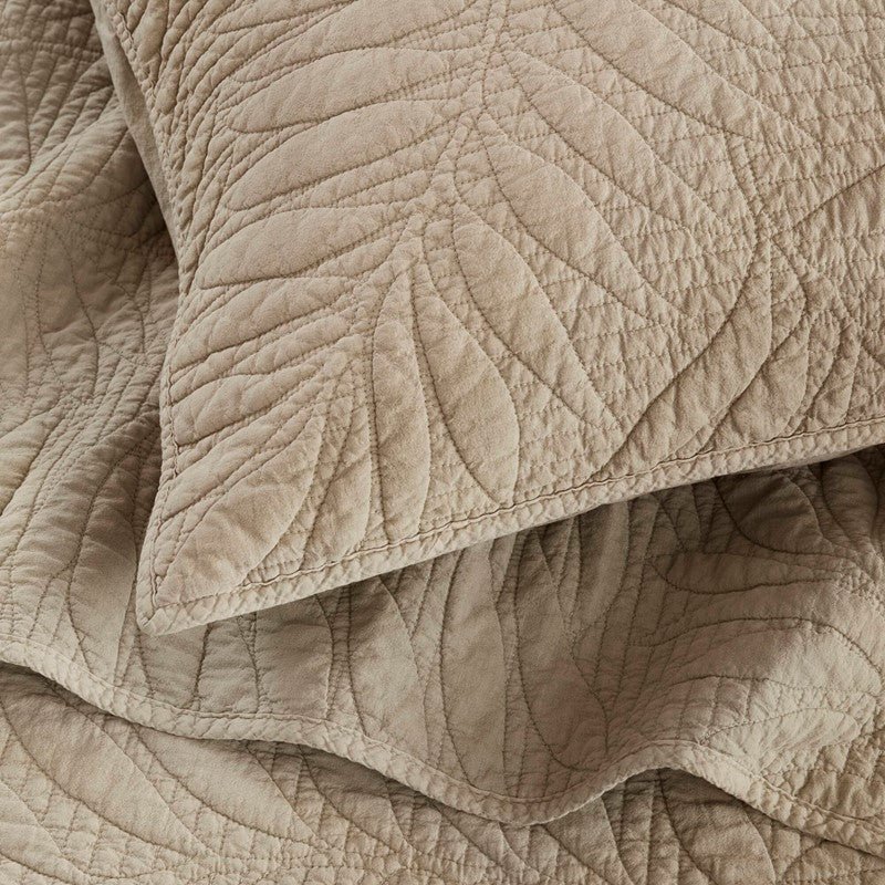 New! Botanical Leaves 3 Piece Cotton Quilt Set - Floral Quilt Sets - Linen - Quahog Bay Bedding