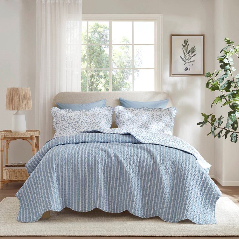 New! Darcy 3PC Reversible Print / Striped Scalloped Edge Quilt Set - Blue - Quahog Bay Bedding