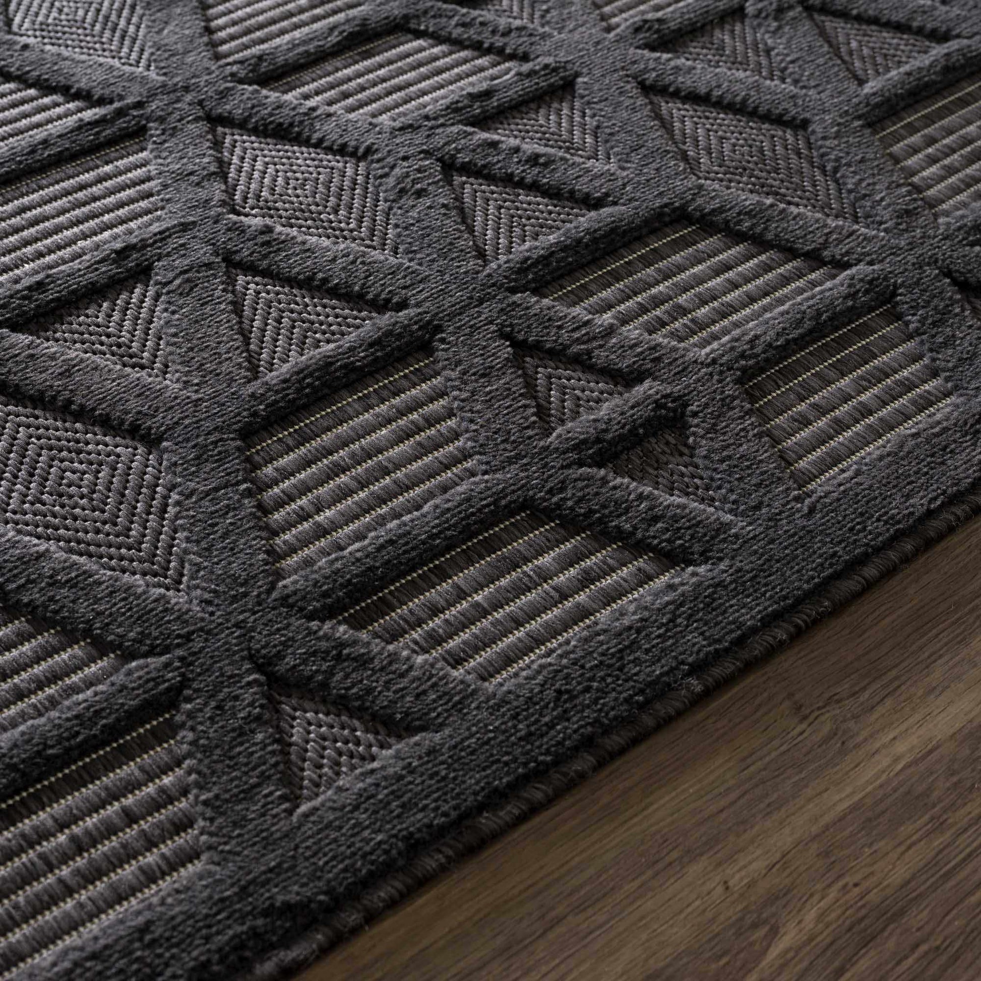 Nuri Black Outdoor Rug - Quahog Bay Bedding