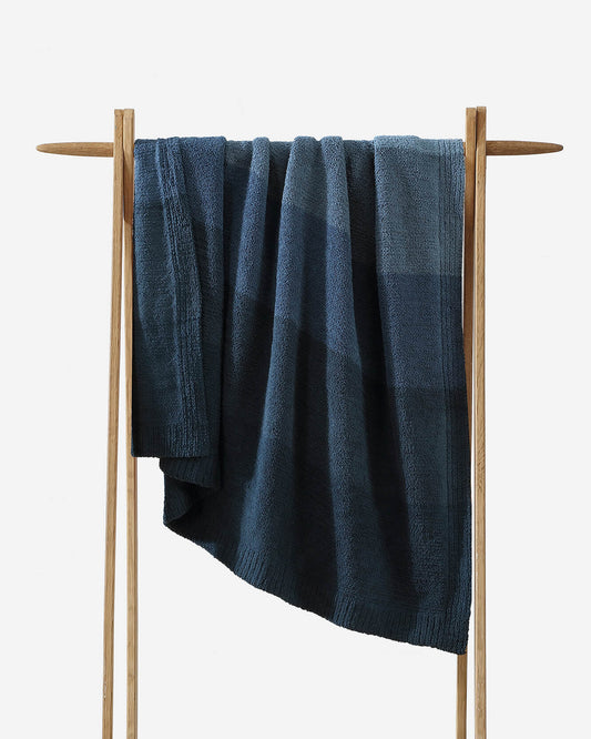 Ombre Lightweight Throw - Quahog Bay Bedding