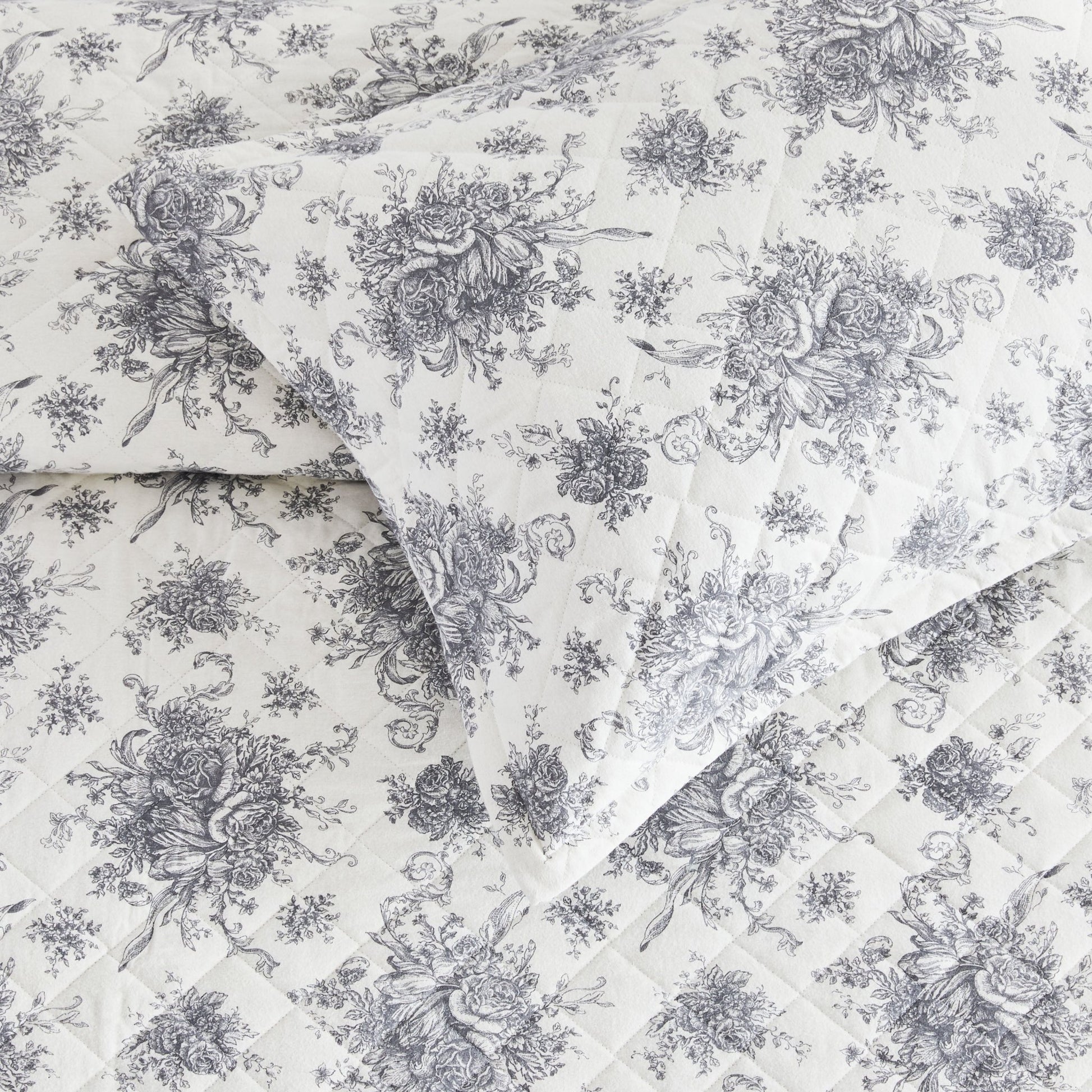 Petit Toile Cotton Flannel Quilt Set - Quahog Bay Bedding