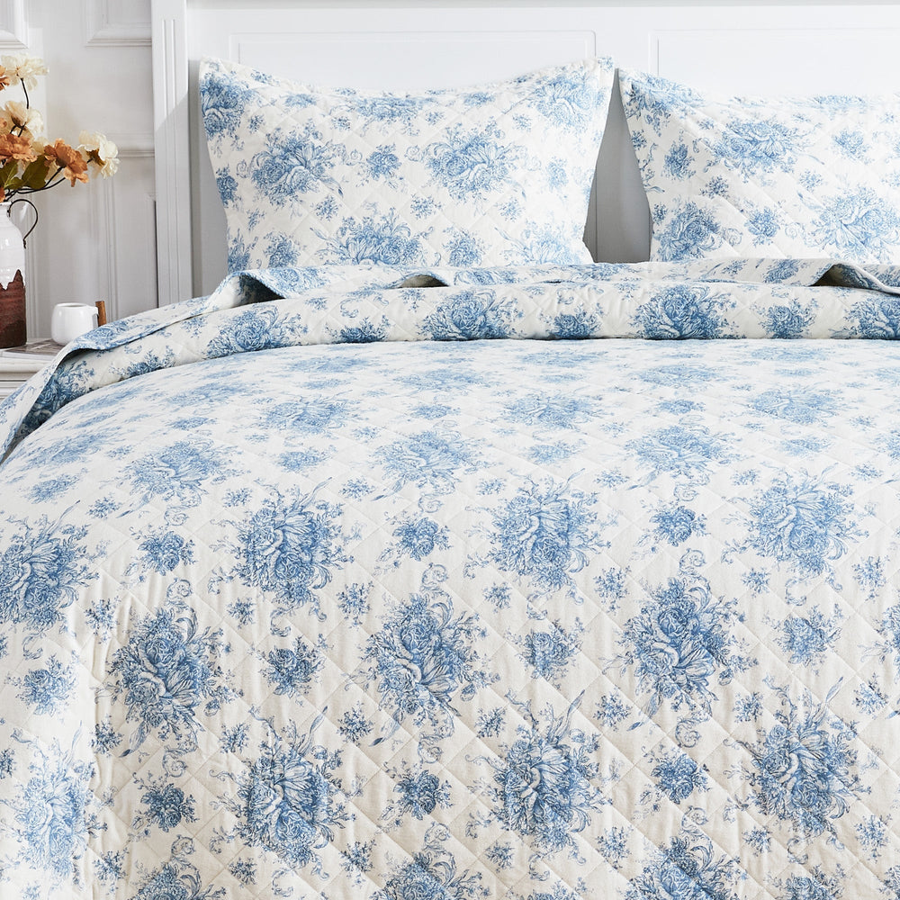 Petit Toile Cotton Flannel Quilt Set - Quahog Bay Bedding