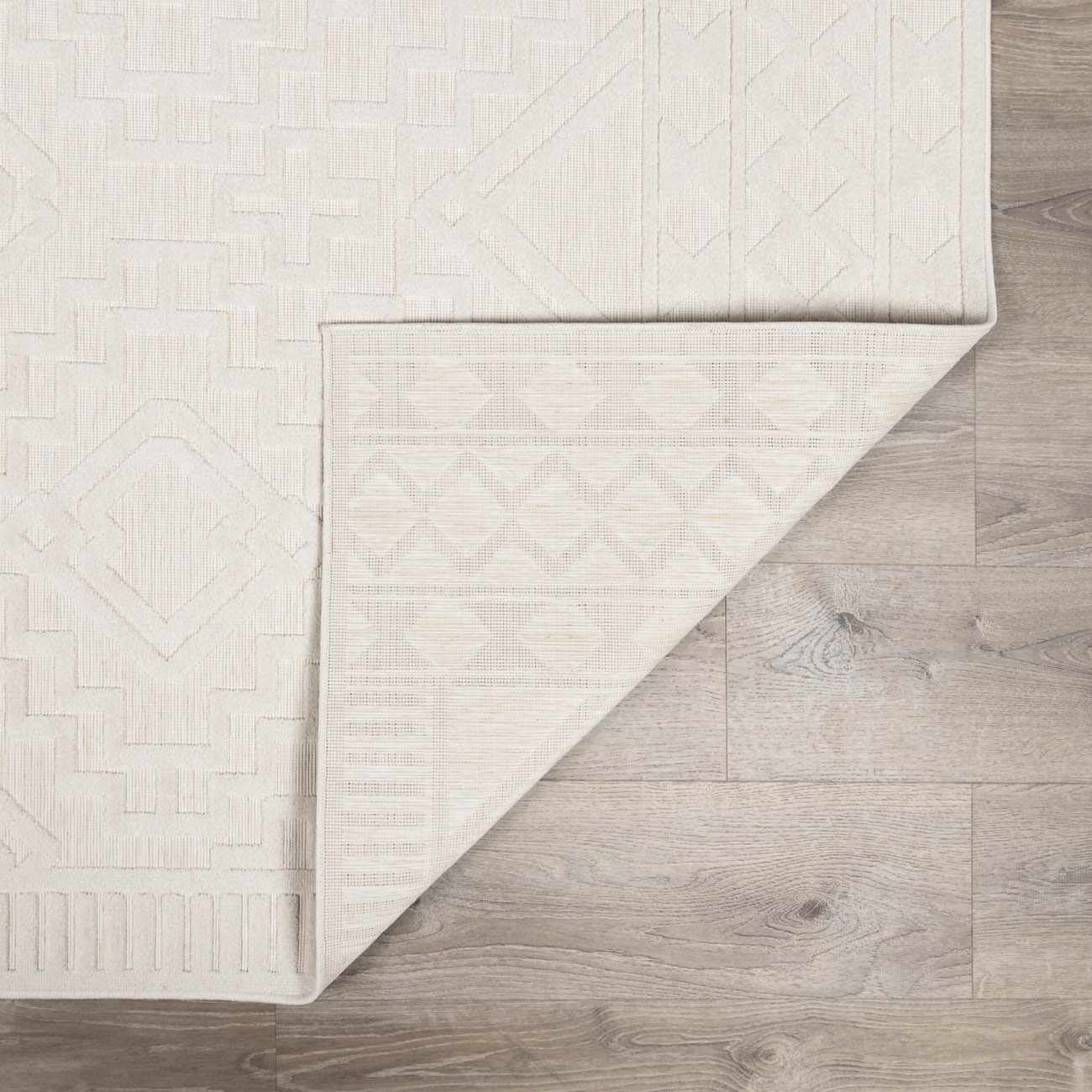 Plumtree 3D White Outdoor Rug - Quahog Bay Bedding