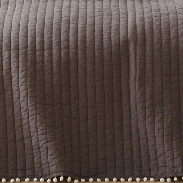 Pom Pom Quilt - Quahog Bay Bedding