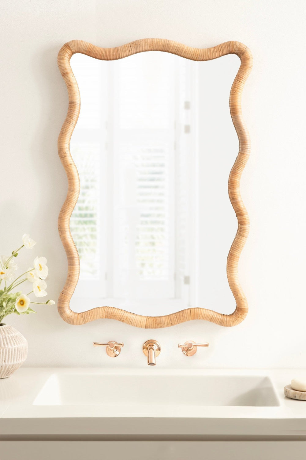 Rahfy Rattan Rectangle Scallop Mirror - Quahog Bay Bedding