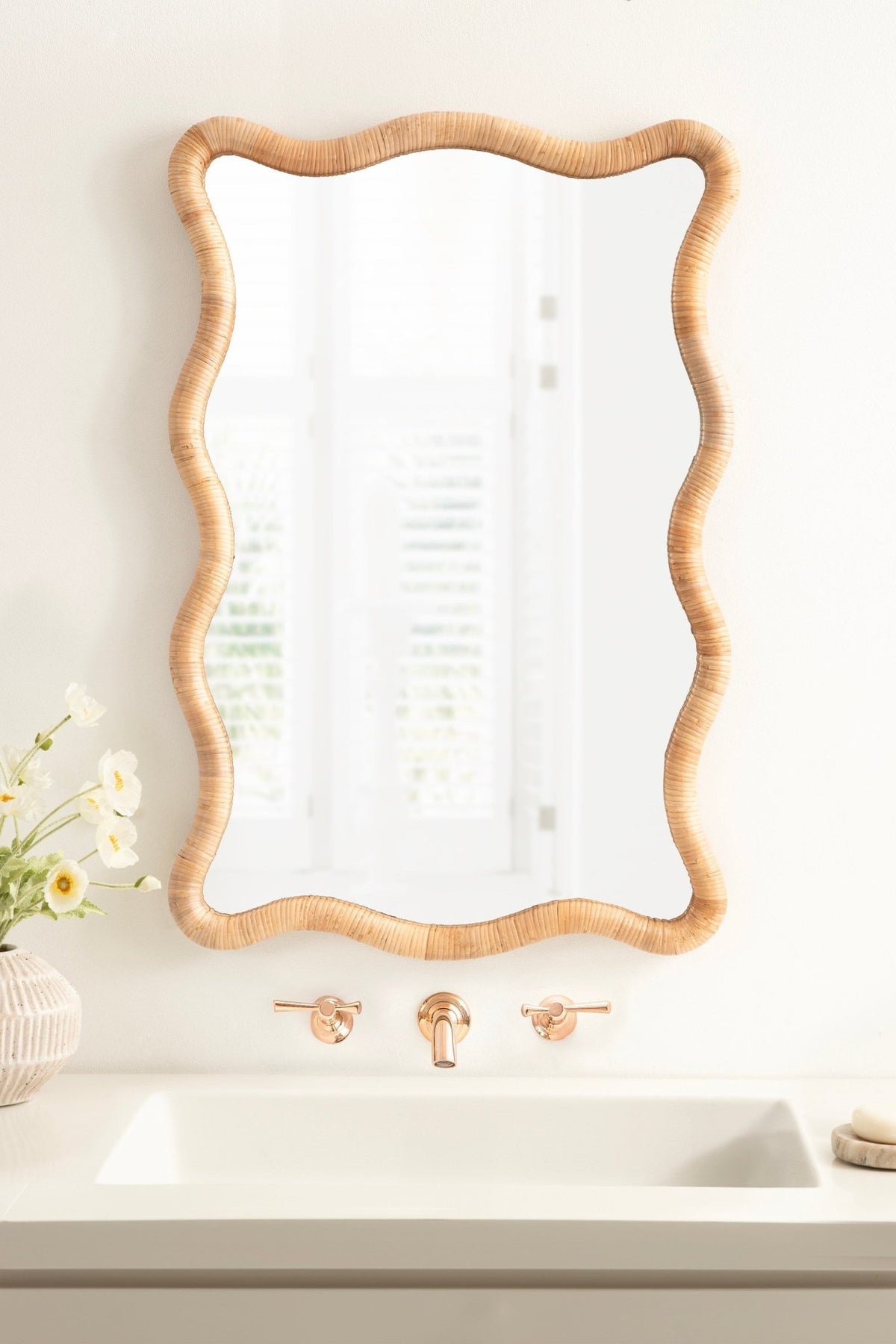 Rahfy Rattan Rectangle Scallop Mirror - Quahog Bay Bedding