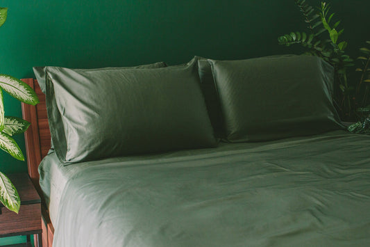 Sateen Organic Cotton Sheet Set + Pillowcases - Quahog Bay Bedding