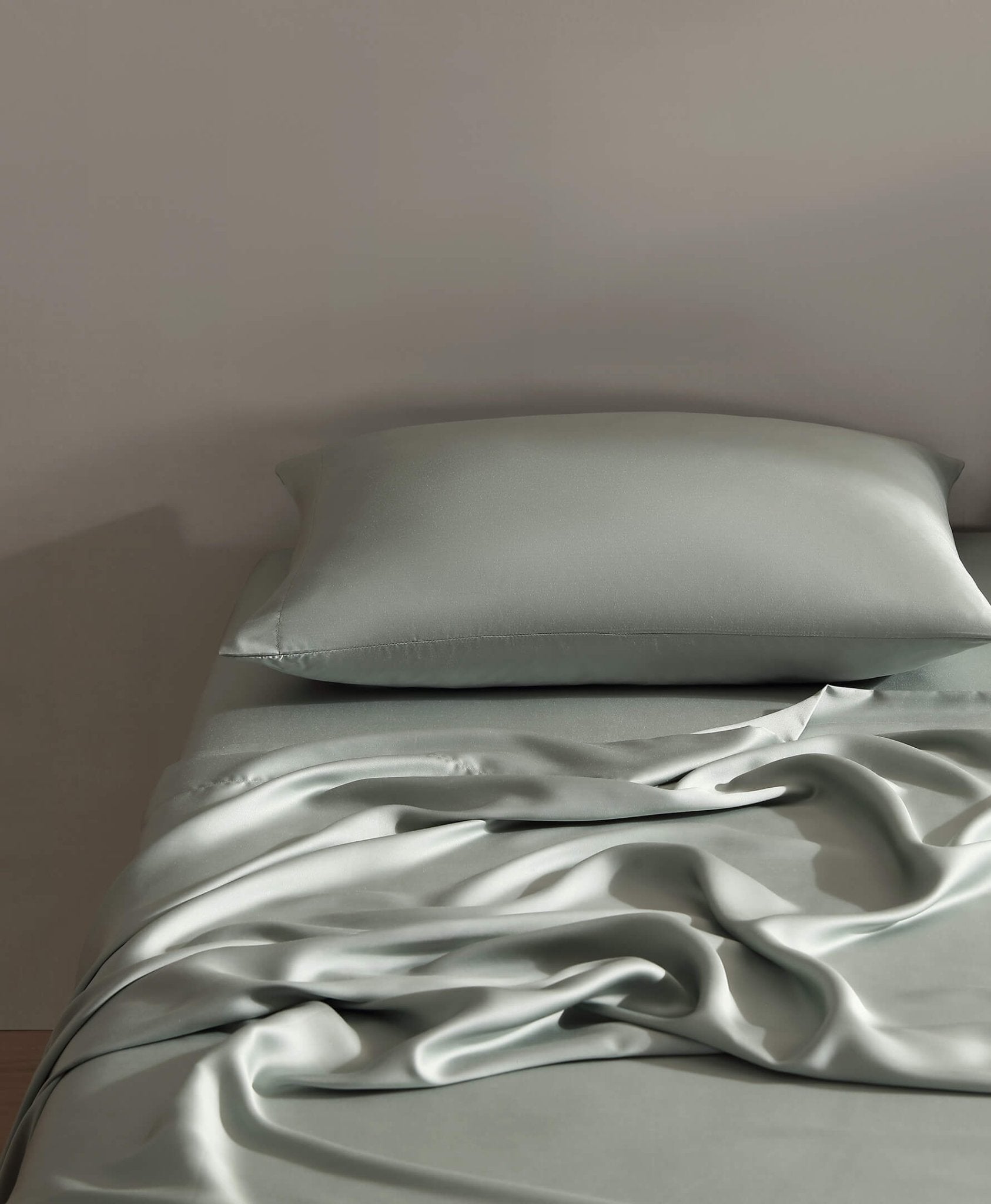 Silky Lyocell Fitted Sheet - Quahog Bay Bedding