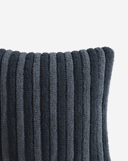 Snug Piped Throw Pillow - Quahog Bay Bedding