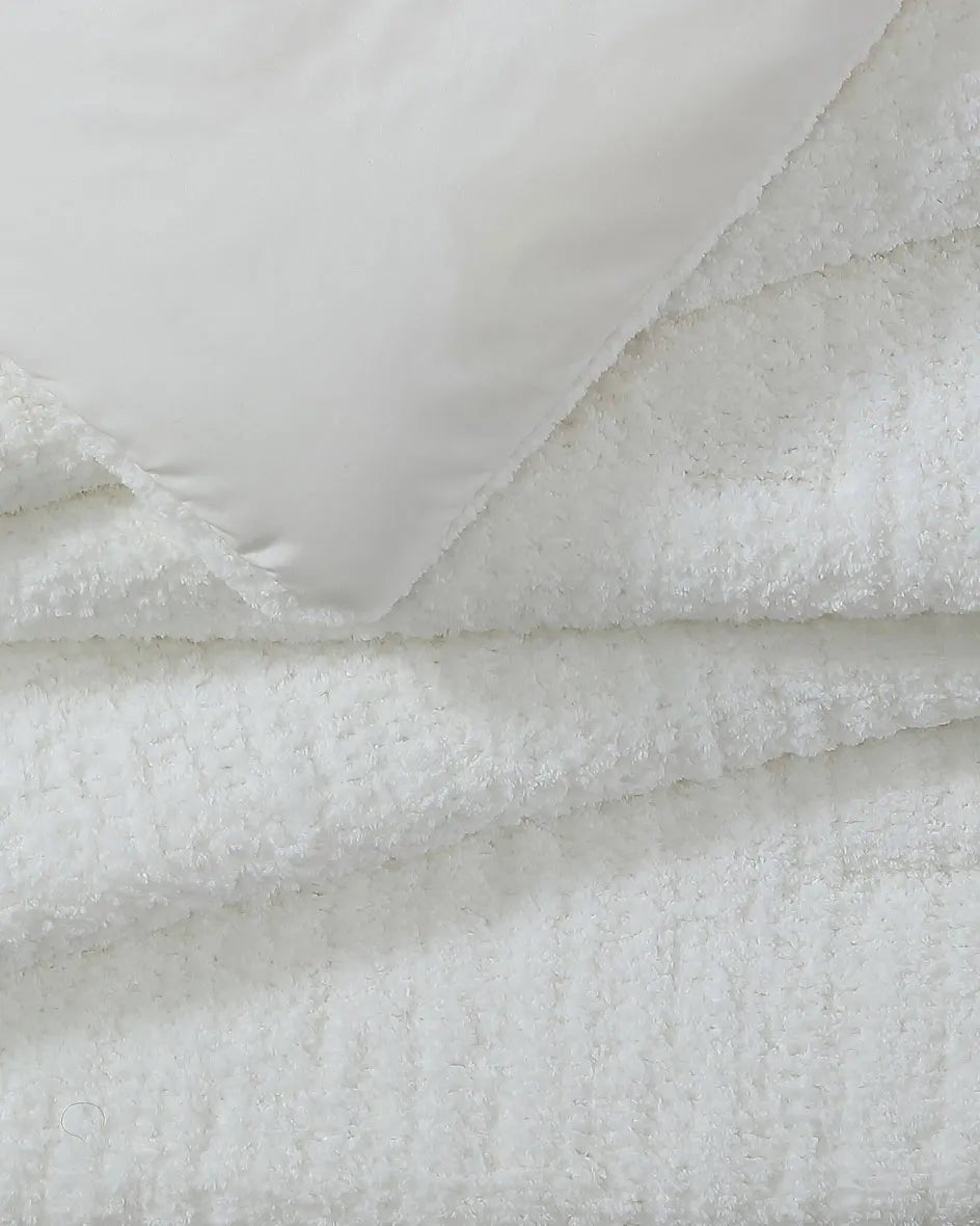 Snug Stitch Comforter - Quahog Bay Bedding