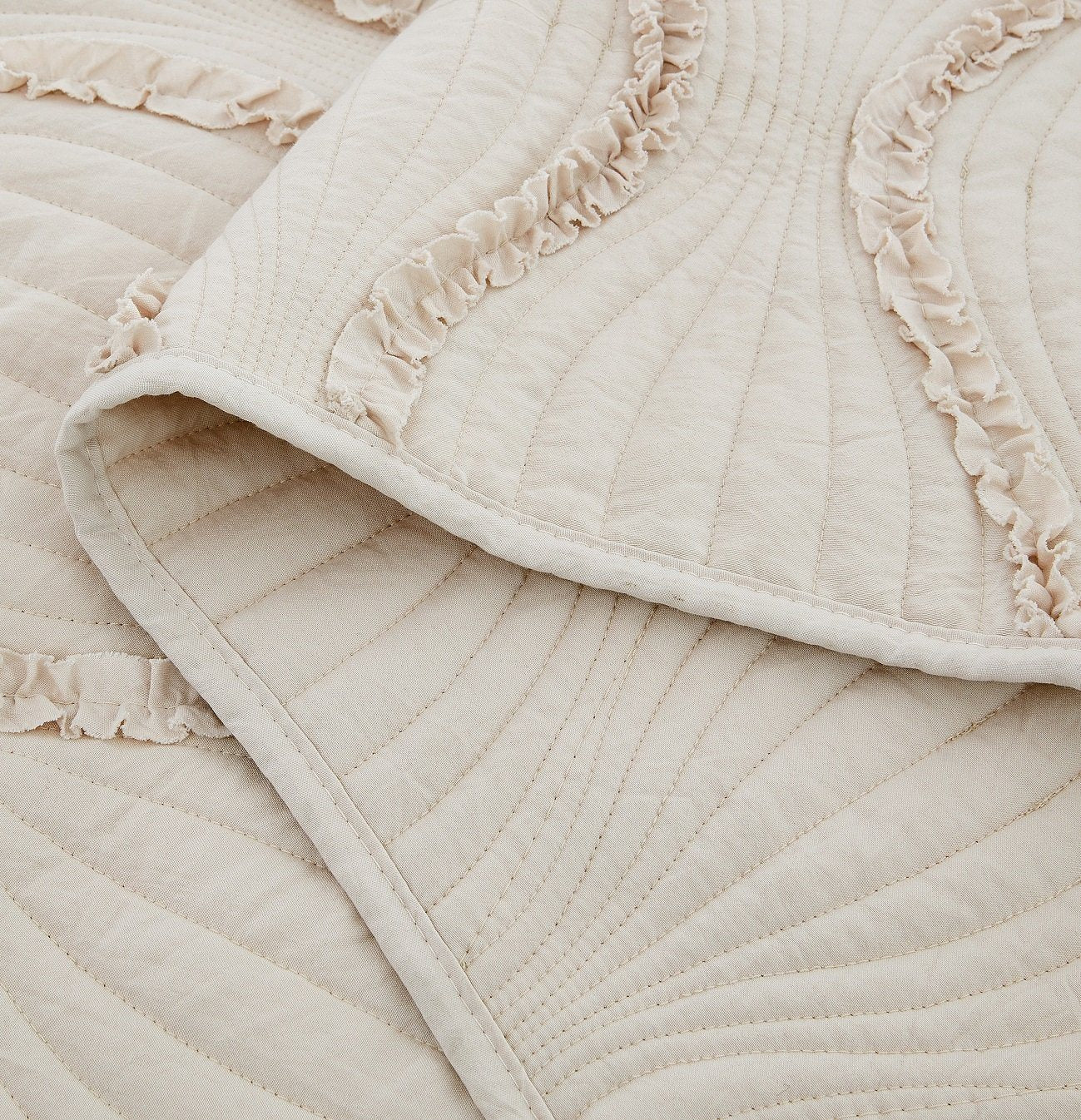 Country Ruffles Quilted Cotton Bedspread Set - Ivory & Cream - Quahog Bay Bedding