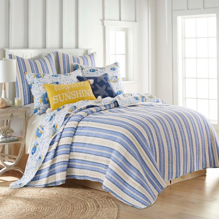 Tropical Sea Cotton Quilt Set - Fish Themed Quilts - Quahog Bay Bedding