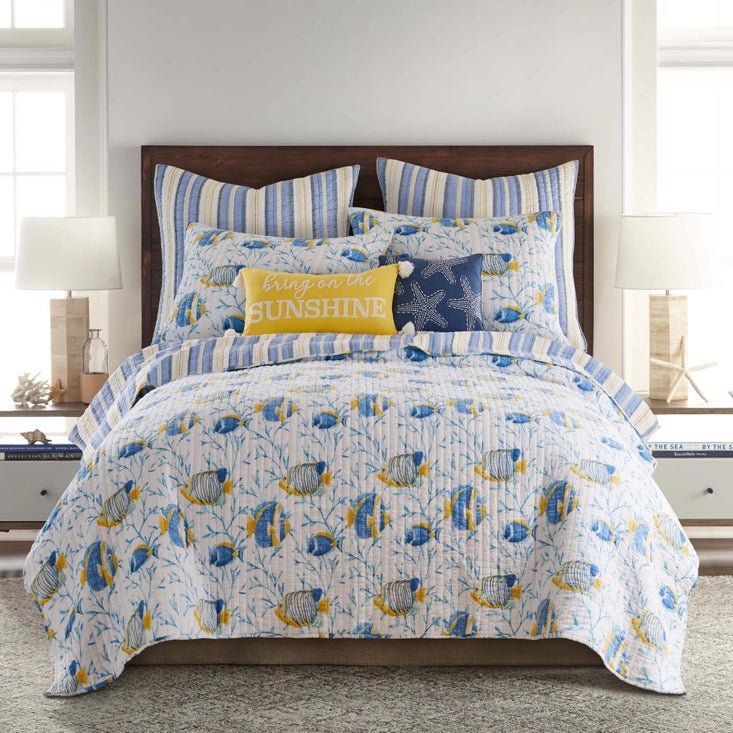 Tropical Sea Cotton Quilt Set - Fish Themed Quilts - Quahog Bay Bedding