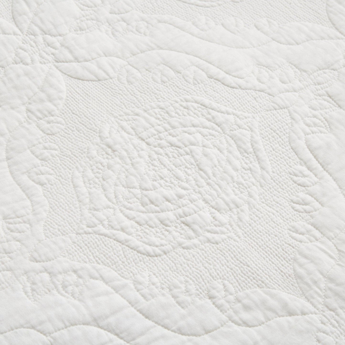 Ivory Paisley Damask Stitch Matelassé Cotton Quilt Set - Quahog Bay Bedding