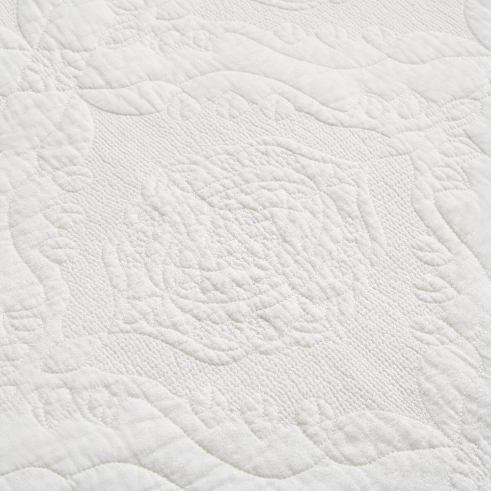 Ivory Paisley Damask Stitch Matelassé Cotton Quilt Set - Quahog Bay Bedding