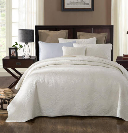 Ivory Paisley Damask Stitch Matelassé Cotton Quilt Set - Quahog Bay Bedding