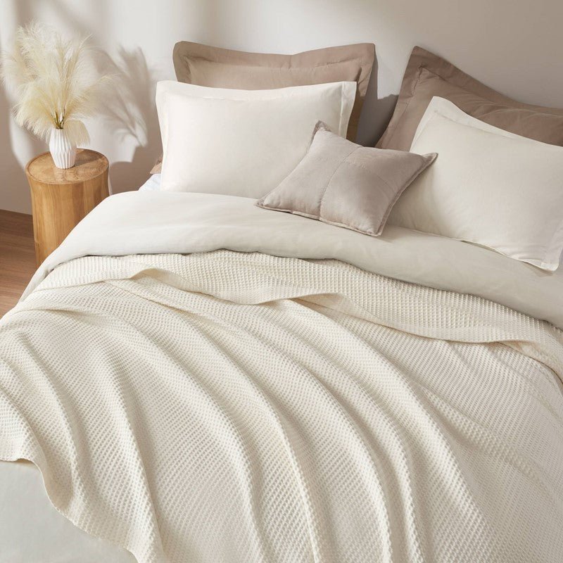 Waffle Weave Blanket | 100% Cotton | Ultra Soft & Lightweight - Quahog Bay Bedding