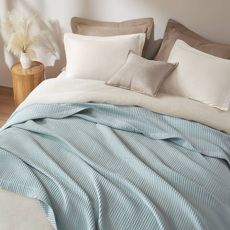 Waffle Weave Blanket | 100% Cotton | Ultra Soft & Lightweight - Quahog Bay Bedding