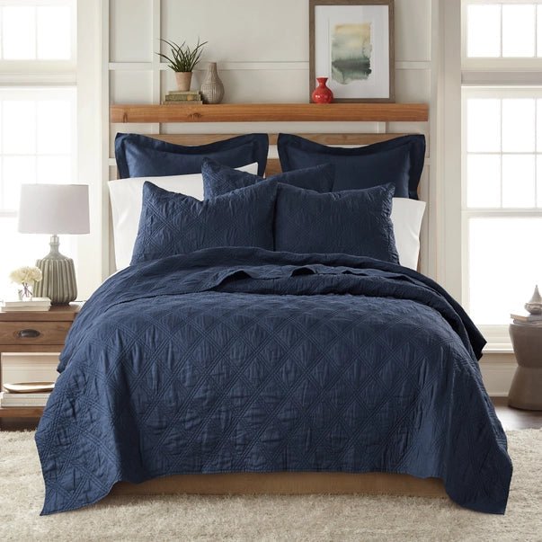 Washed Linen Quilt - Quahog Bay Bedding