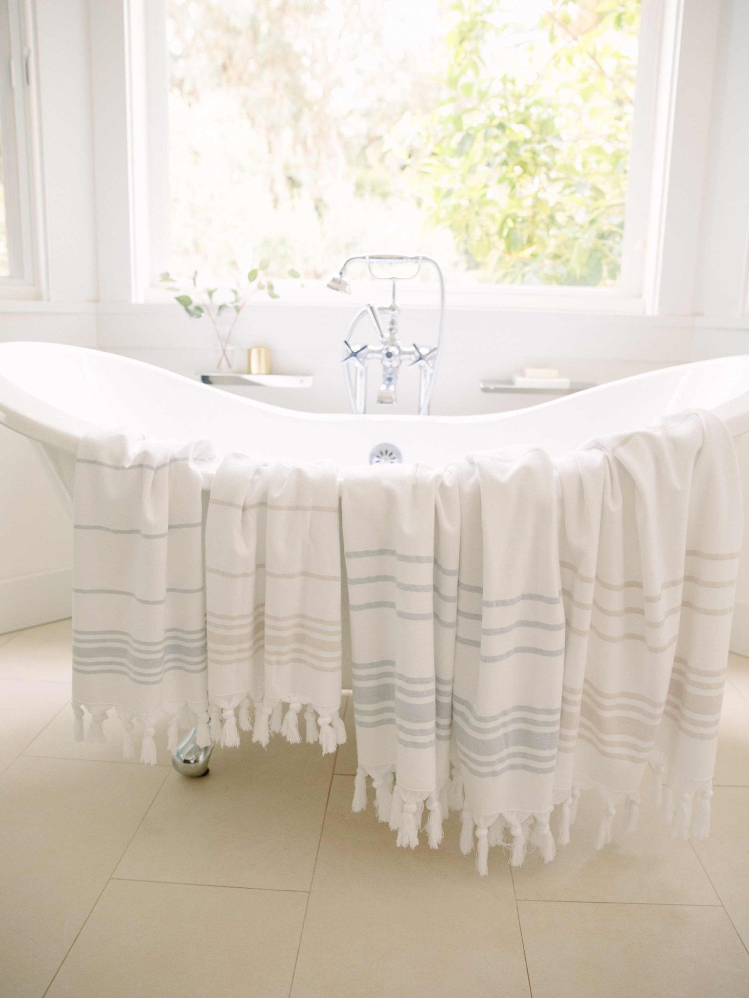 White Dune Classic Turkish Hand Towel - Quahog Bay Bedding