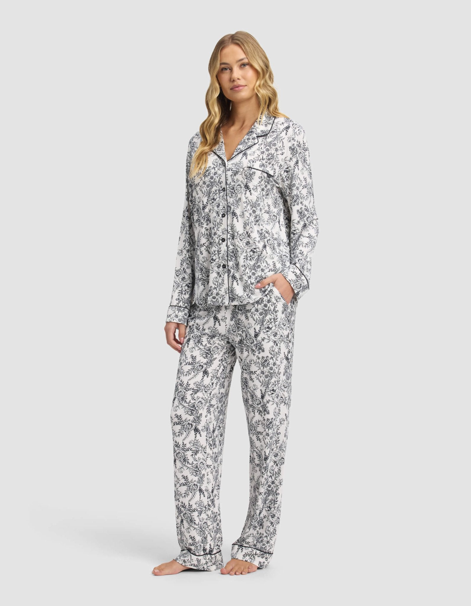 Women's Bamboo Stretch-Knit Long Sleeve Pajama Set - Quahog Bay Bedding