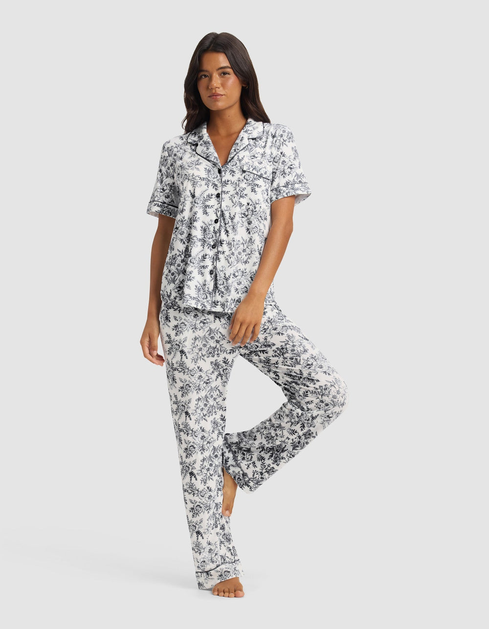 Women's Bamboo Stretch-Knit Short Sleeve & Pant Pajama Set - Quahog Bay Bedding